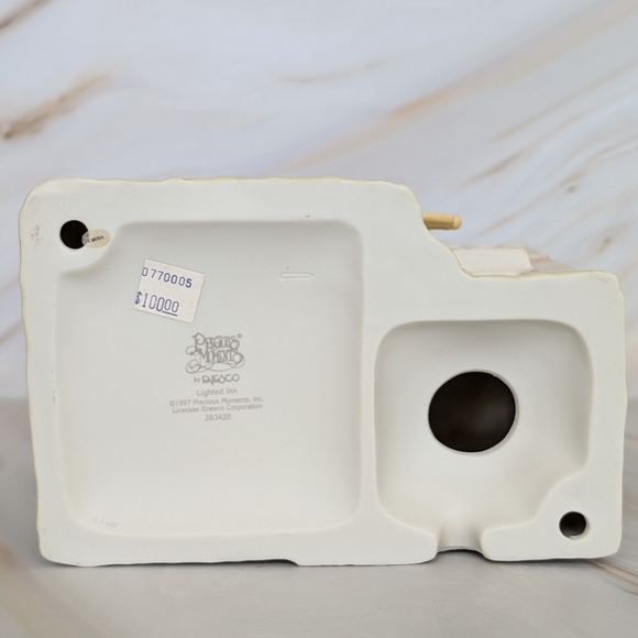 Rare! Precious Moments - Lighted Inn - Nativity Addition - Picture 8 of 12